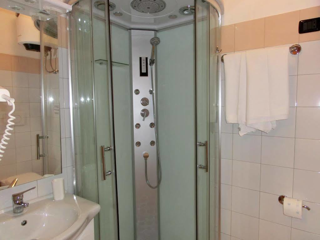 Reale House Rooms Roma Dış mekan fotoğraf