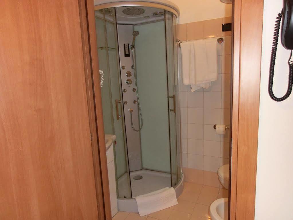 Reale House Rooms Roma Dış mekan fotoğraf